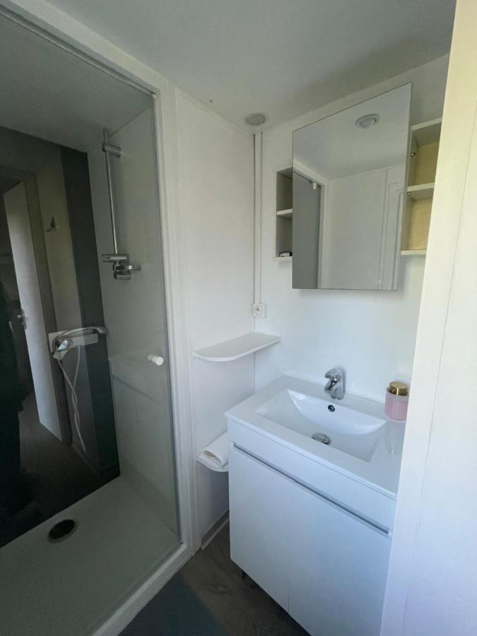 Mobil-home Au Pied Du Luberon *