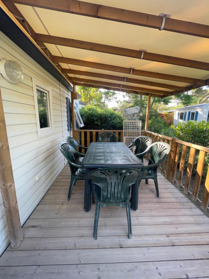 Mobil-home Au Pied Du Luberon *